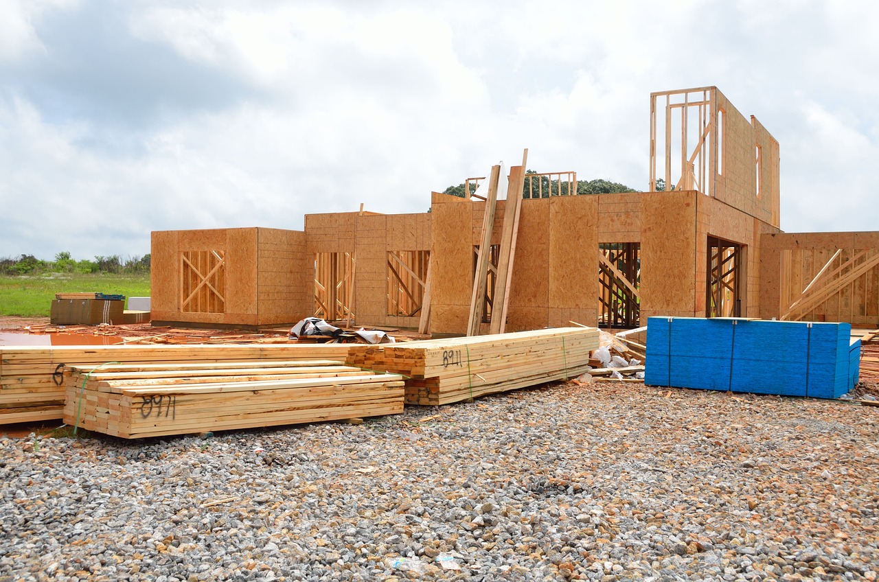 Understanding the different types of roofing trusses